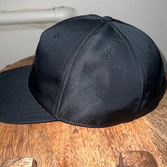 Alexander McQueen Baseball Cap - Black Out Graffiti Print -  Strapback like new - Picture 2 of 8